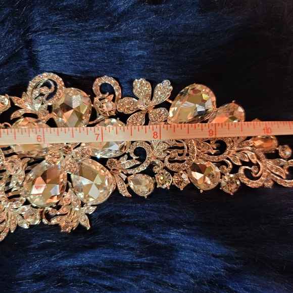 Bridal Crystal Design Headpiece - Picture 3 of 12